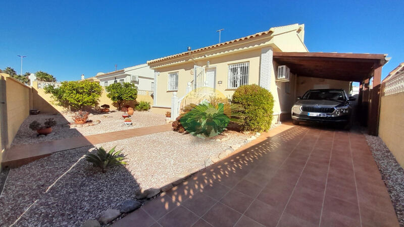 2 Cuarto Villa en venta