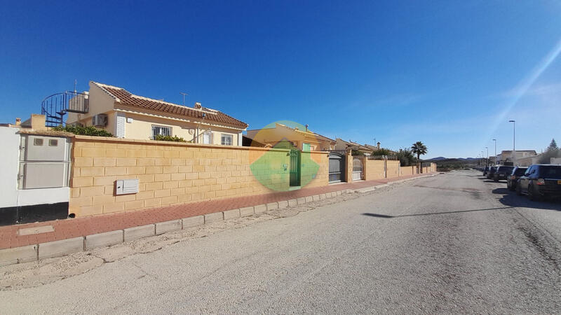 2 Cuarto Villa en venta