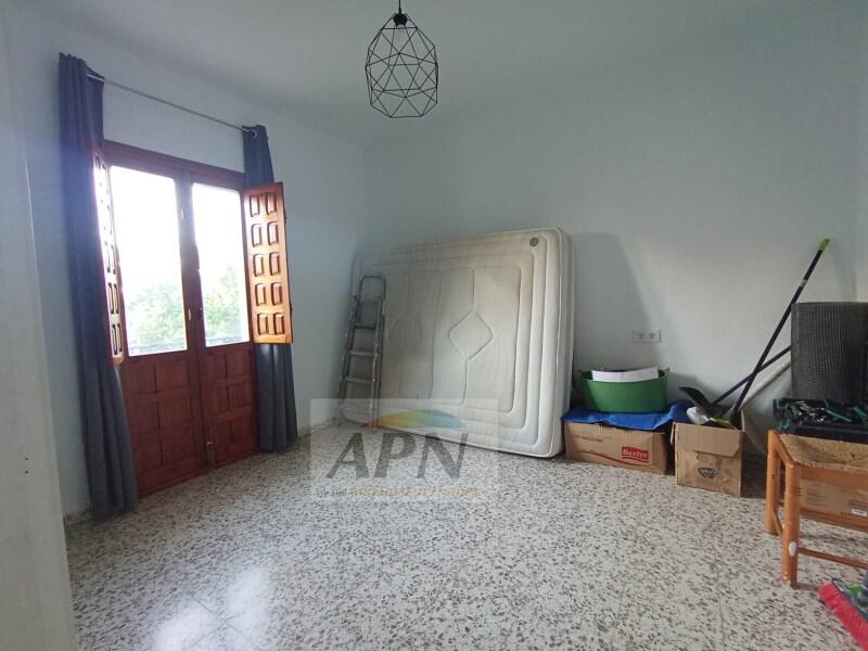 4 Schlafzimmer Appartement zu verkaufen