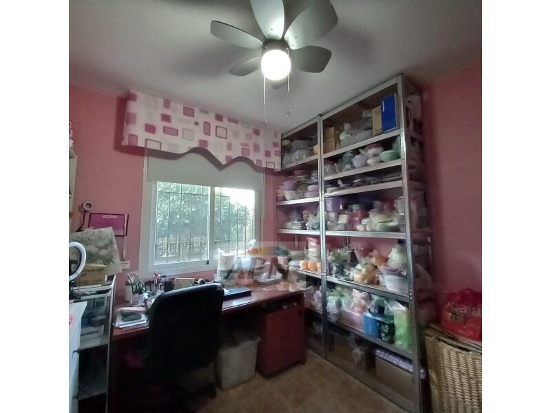 3 Schlafzimmer Landhaus zu verkaufen