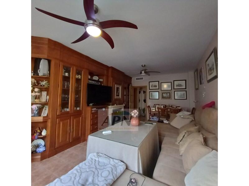 3 Schlafzimmer Landhaus zu verkaufen