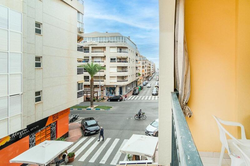 Apartment for sale in Torrevieja, Alicante