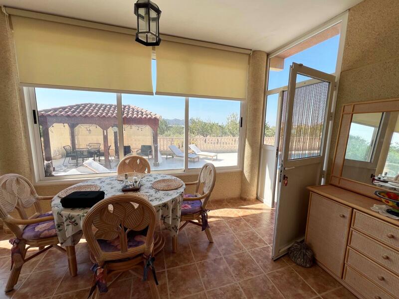 3 sovrum Villa till salu