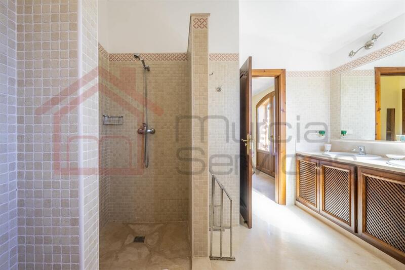 4 chambre Villa à vendre