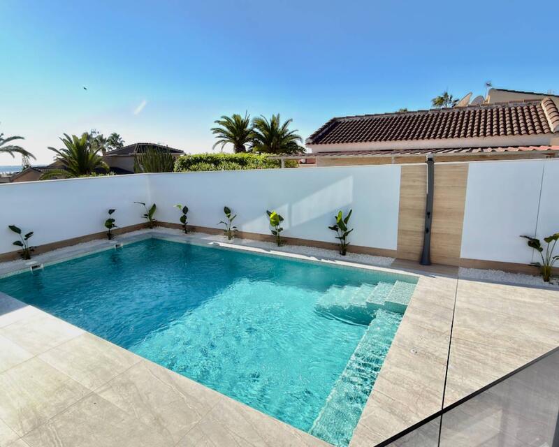 4 Cuarto Villa en venta