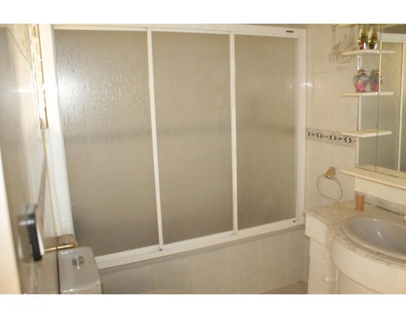 3 soveværelse Byhus til salg 3 soveværelse Byhus til salg