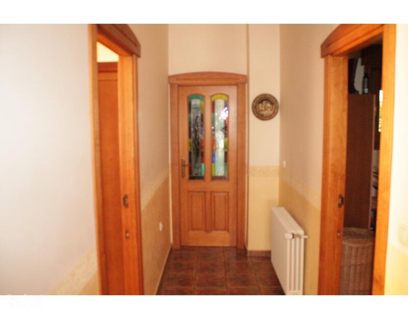 4 bedroom Townhouse for sale