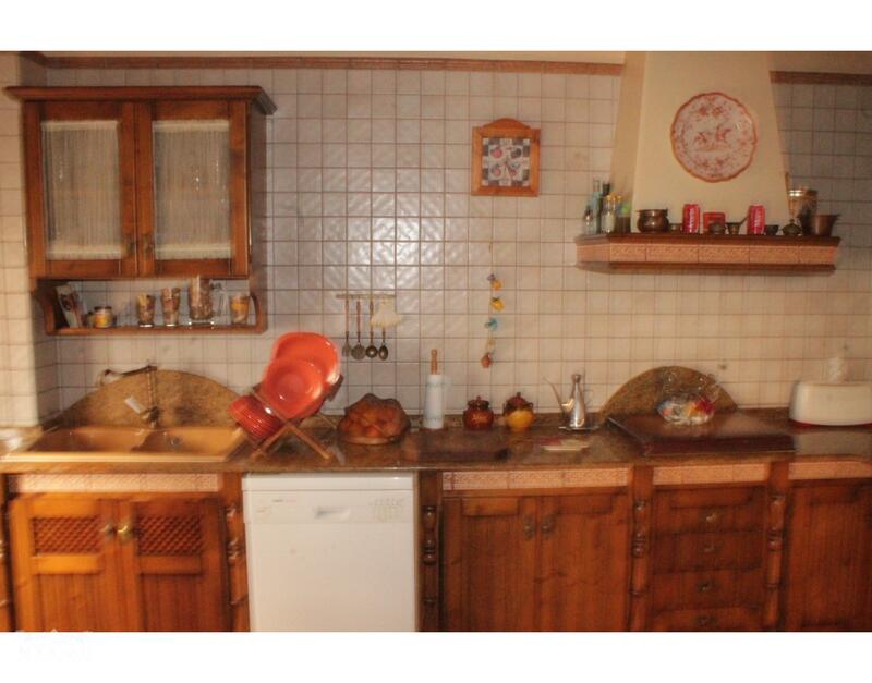 4 bedroom Townhouse for sale