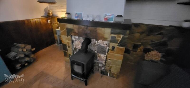 5 спальная комната Деревенский Дом продается