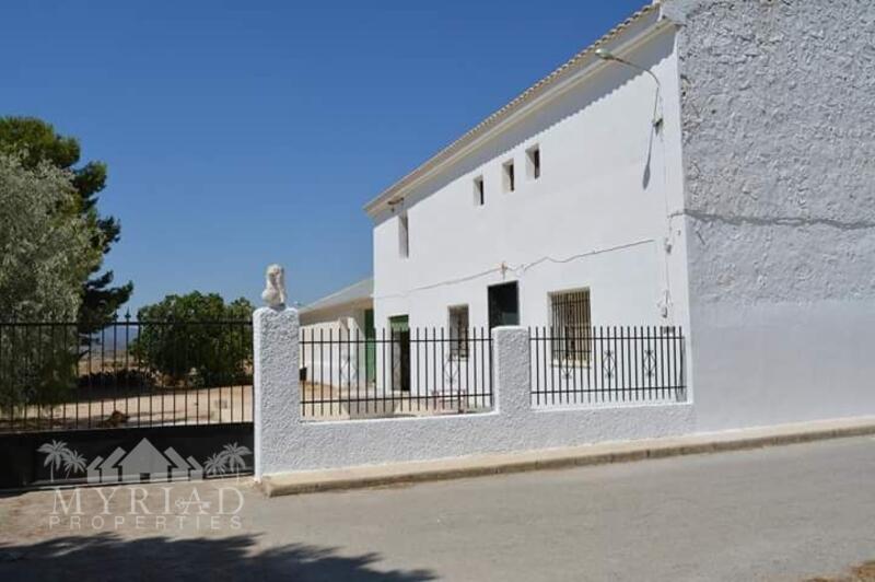 5 bedroom Land for sale