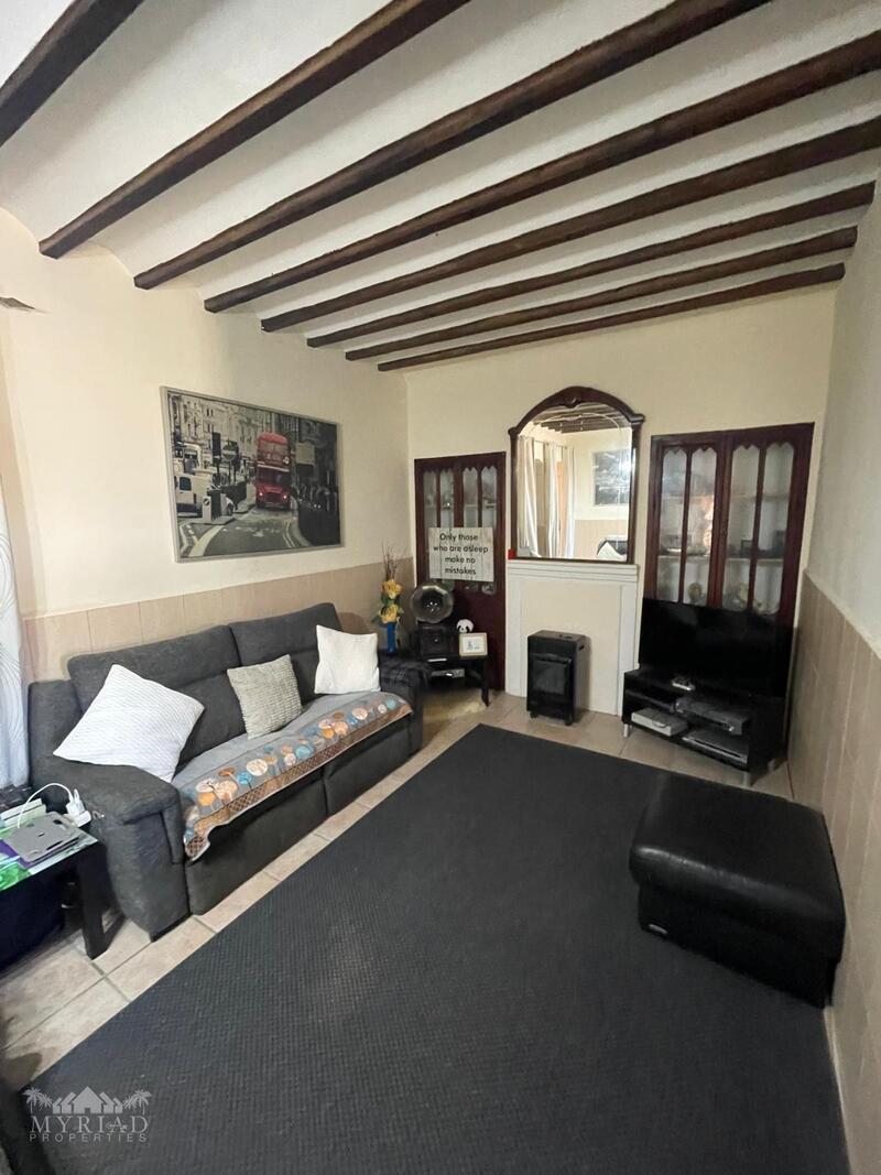 6 bedroom Country House for sale