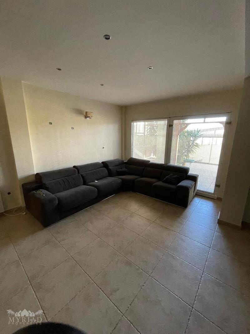 5 Schlafzimmer Landhaus zu verkaufen