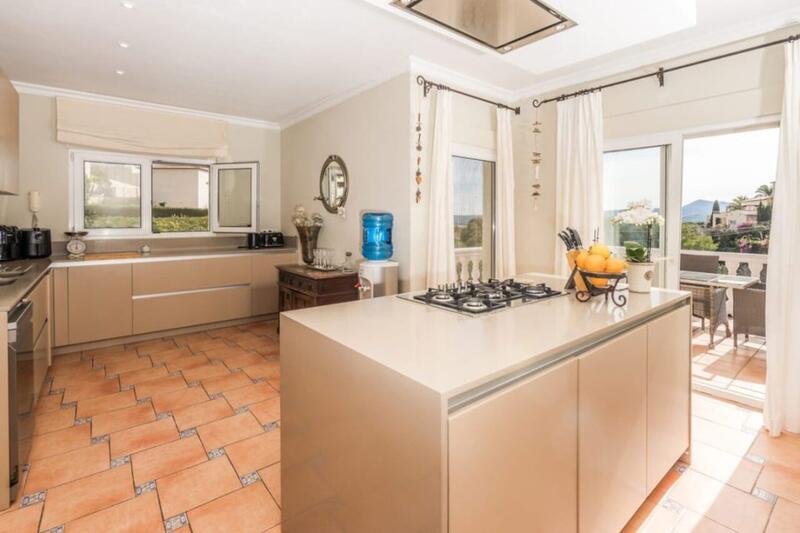 6 Schlafzimmer Villa zu verkaufen 6 Schlafzimmer Villa zu verkaufen