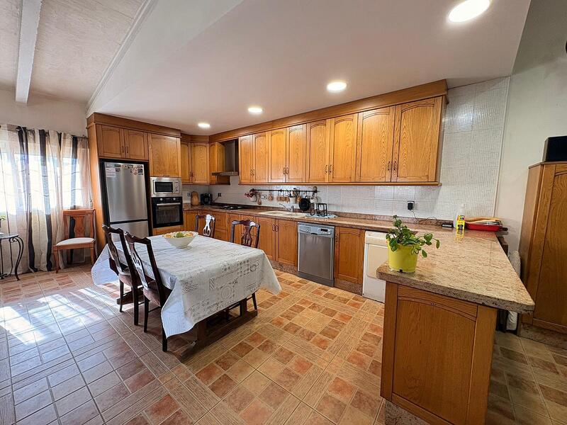 4 bedroom Villa for sale 4 bedroom Villa for sale