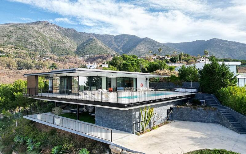 4 Schlafzimmer Villa zu verkaufen 4 Schlafzimmer Villa zu verkaufen