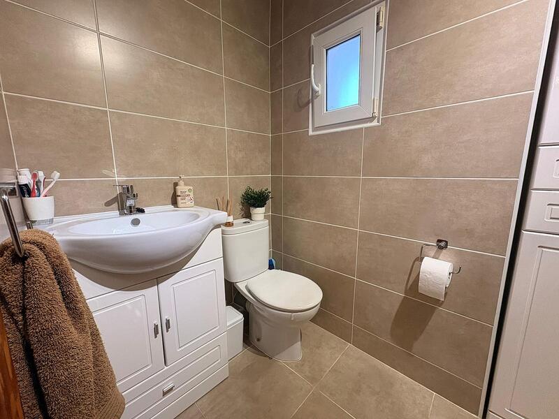 3 bedroom Country House for sale 3 bedroom Country House for sale