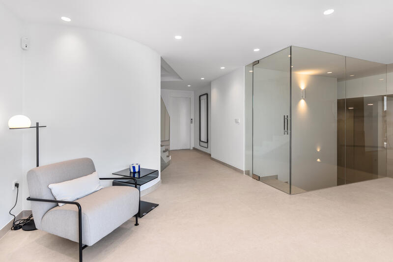 4 Schlafzimmer Villa zu verkaufen 4 Schlafzimmer Villa zu verkaufen