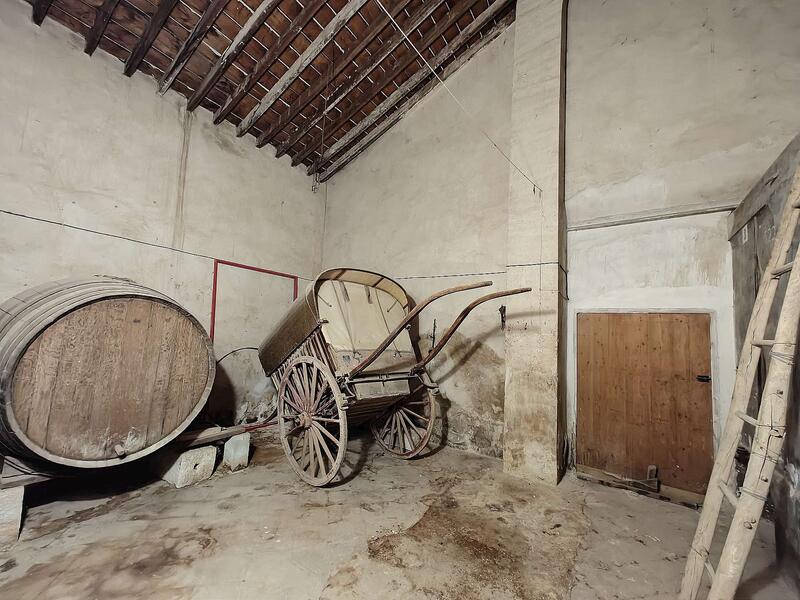 6 bedroom Country House for sale 6 bedroom Country House for sale