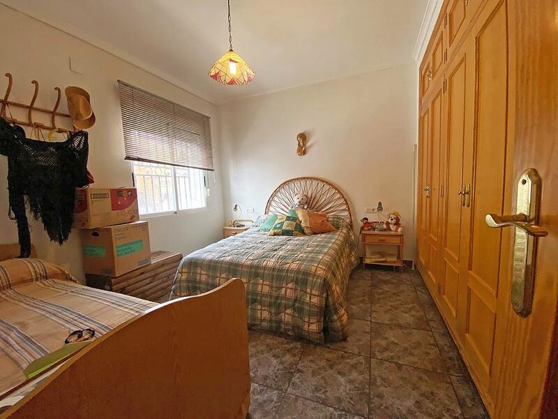 3 bedroom Townhouse for sale