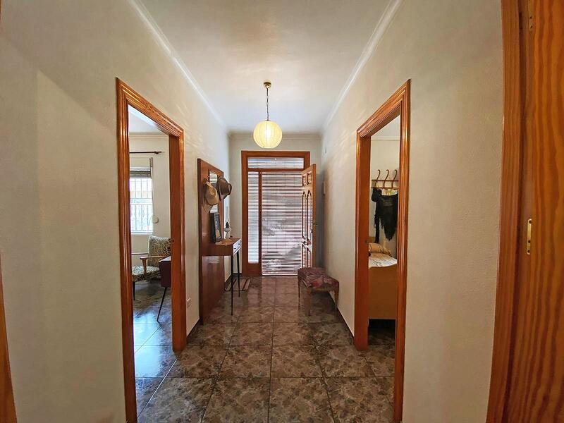 3 bedroom Townhouse for sale
