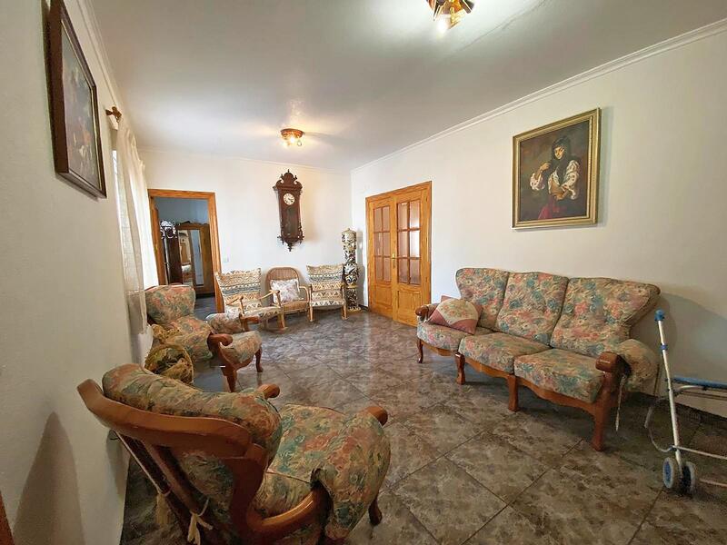 3 bedroom Townhouse for sale