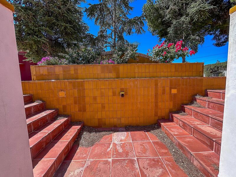 6 bedroom Villa for sale 6 bedroom Villa for sale