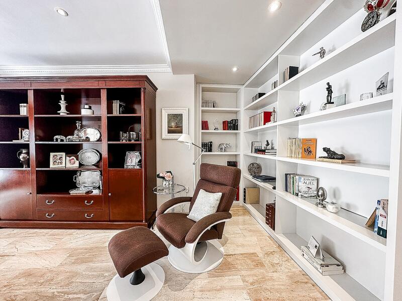 5 bedroom Townhouse for sale 5 bedroom Townhouse for sale