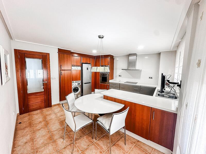 5 bedroom Townhouse for sale 5 bedroom Townhouse for sale