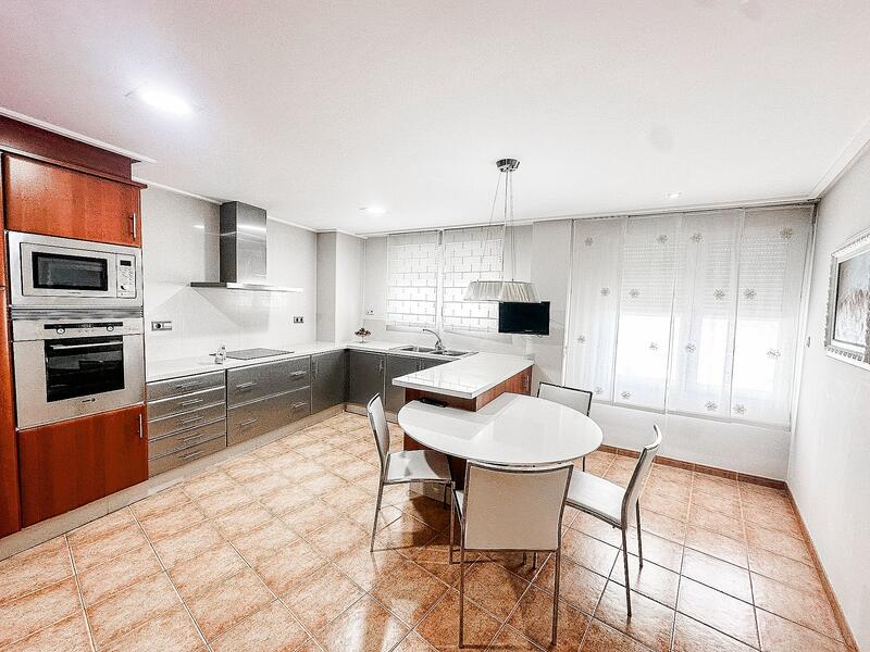 5 bedroom Townhouse for sale 5 bedroom Townhouse for sale