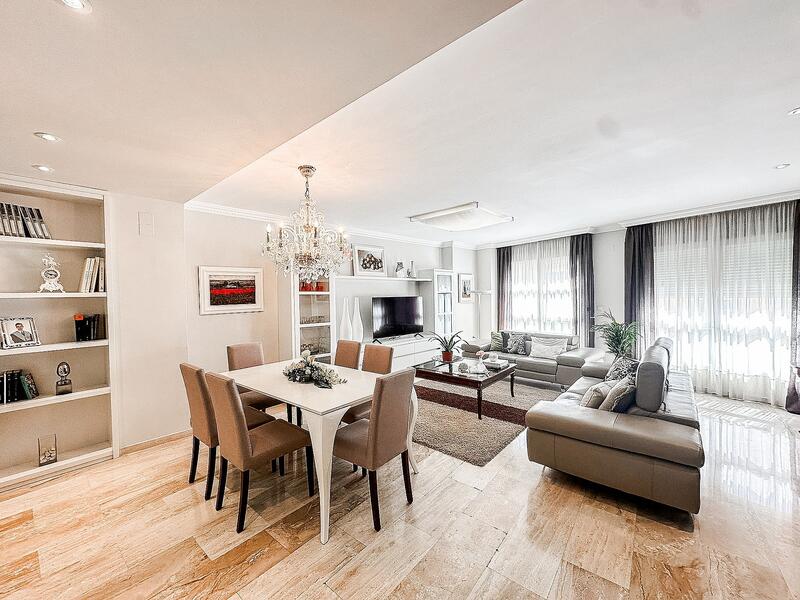 5 bedroom Townhouse for sale 5 bedroom Townhouse for sale