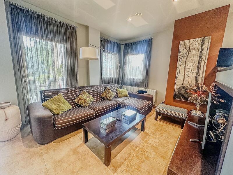 5 bedroom Villa for sale