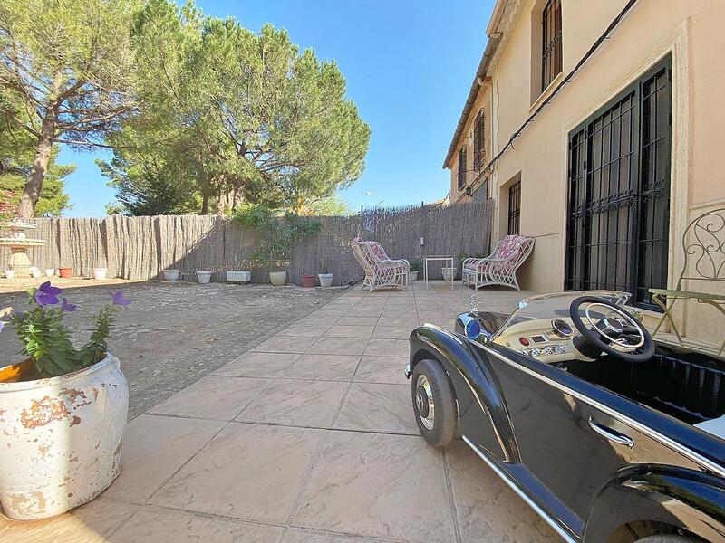 4 bedroom Country House for sale