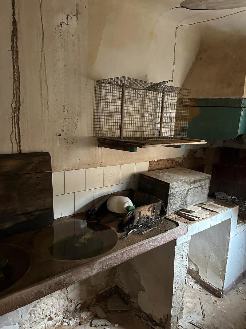 4 bedroom Townhouse for sale