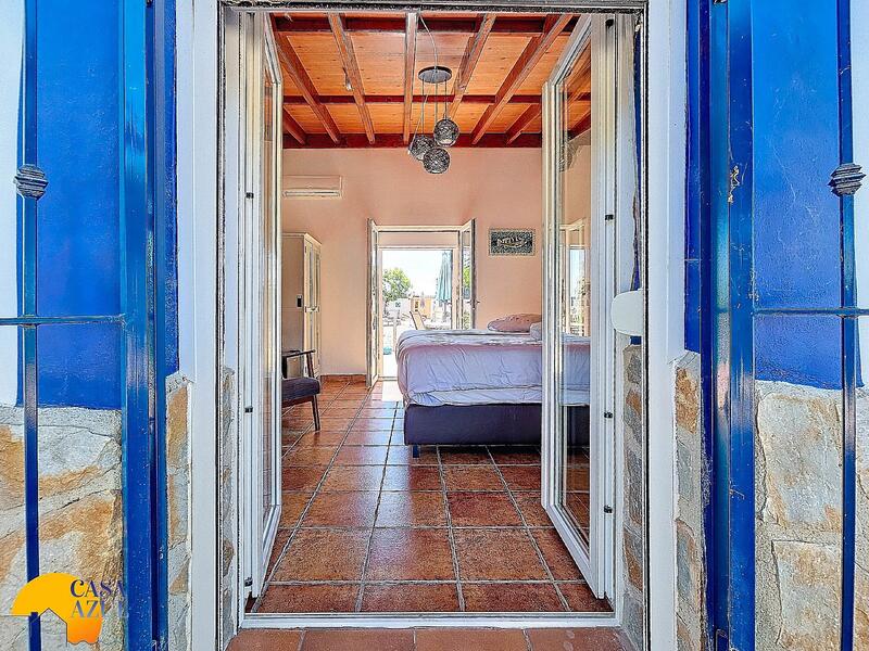 6 bedroom Country House for sale