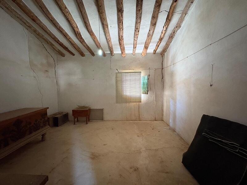 6 bedroom Villa for sale