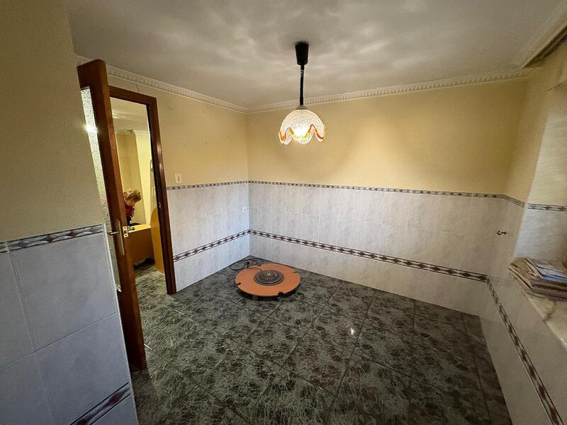 5 bedroom Townhouse for sale 5 bedroom Townhouse for sale