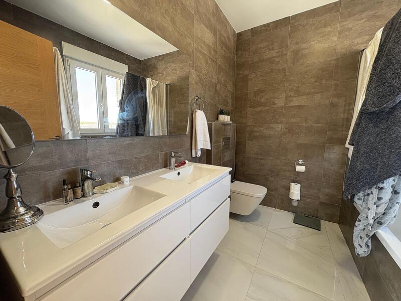 4 bedroom Villa for sale 4 bedroom Villa for sale