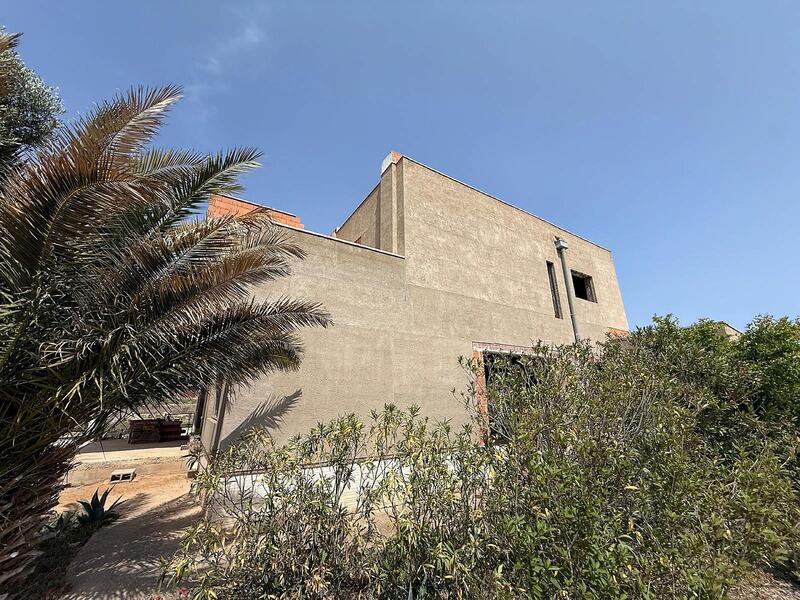 7 bedroom Villa for sale