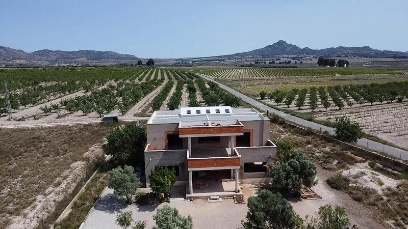 7 bedroom Villa for sale