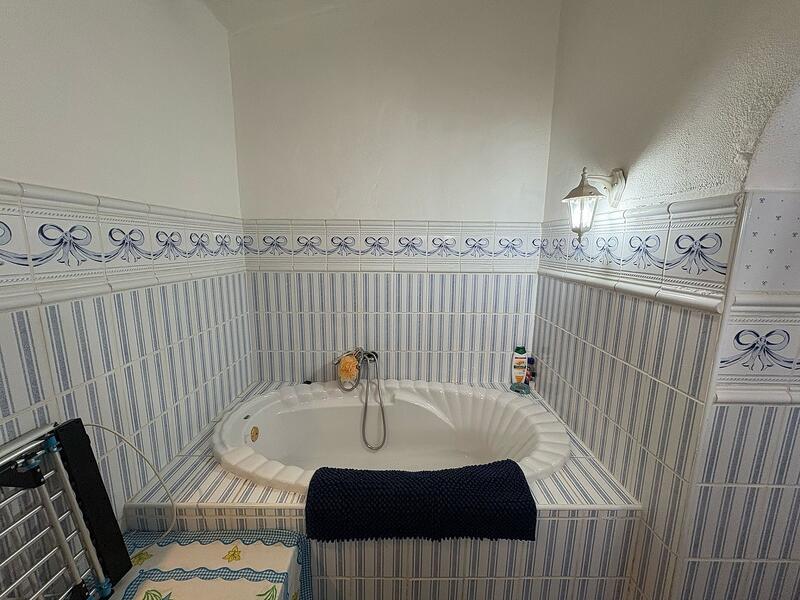 7 bedroom Townhouse for sale 7 bedroom Townhouse for sale