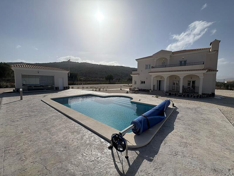 4 bedroom Villa for sale 4 bedroom Villa for sale