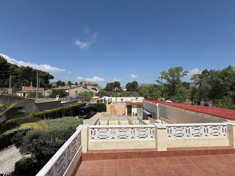 5 bedroom Country House for sale 5 bedroom Country House for sale