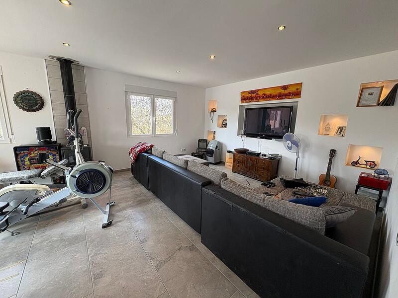 5 bedroom Villa for sale