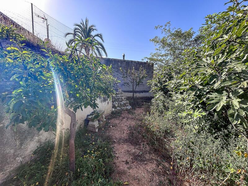 4 bedroom Cave House for sale