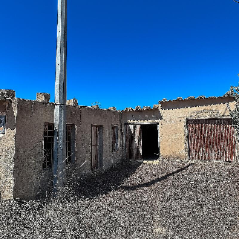 3 bedroom Country House for sale 3 bedroom Country House for sale