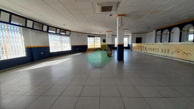 Handelsimmobilie zu verkaufen