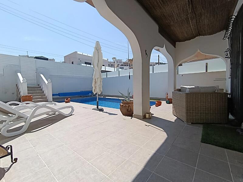 2 sovrum Villa till salu