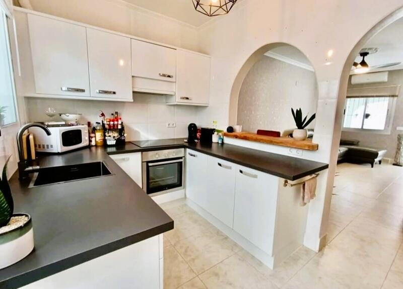 2 sovrum Villa till salu