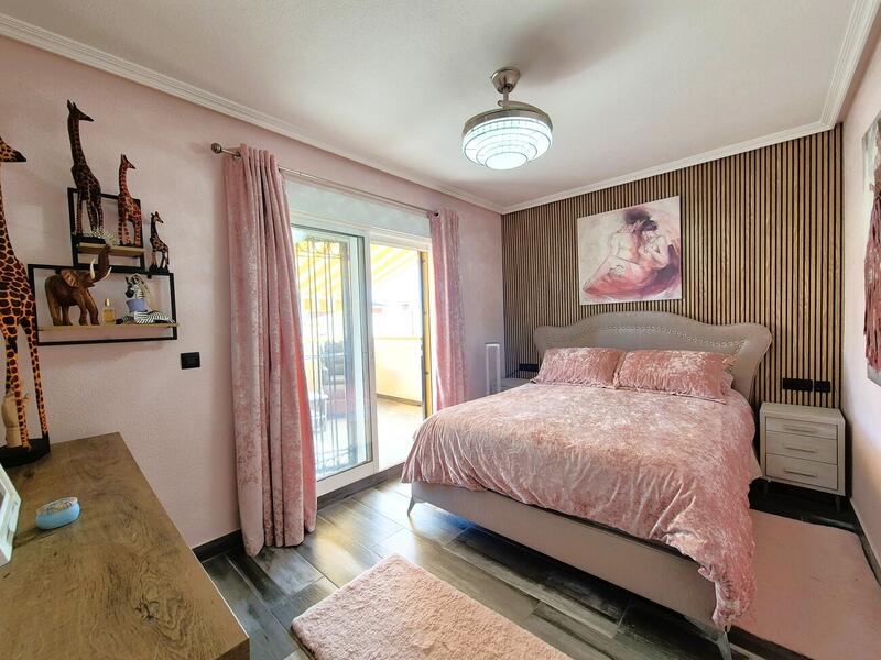 3 спальная комната вилла продается