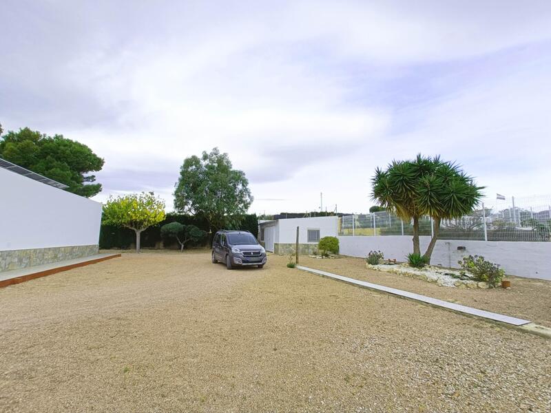 3 Schlafzimmer Villa zu verkaufen 3 Schlafzimmer Villa zu verkaufen